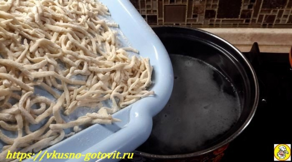 
Рецепт лапши с курицей и овощами в домашних условиях	