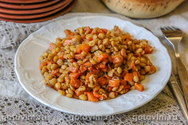 Дал из колотого желтого гороха с чили Дал из колотого желтого гороха с чили