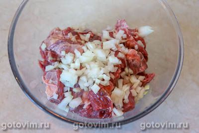 Тажин с говядиной, рисом и сухофруктами