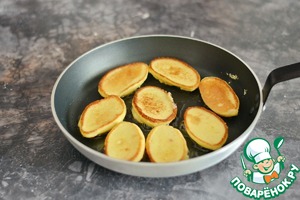 Оладьи из картофельного пюре с манкой