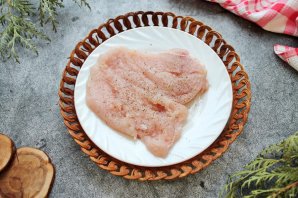 Сочная котлета жареная в конвертике Сочная котлета жареная в конвертике