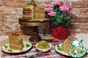 Блинный цветной торт с острым соусом Блинный цветной торт с острым соусом