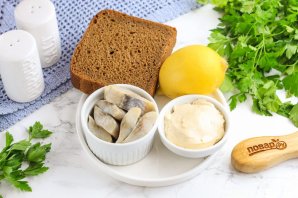 Канапе с селедкой и лимоном Канапе с селедкой и лимоном