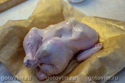 Курица, запеченная с сырным маслом под кожей Курица, запеченная с сырным маслом под кожей