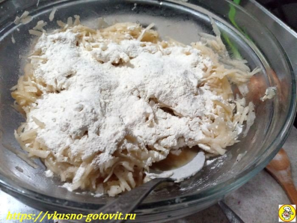 
Картофельные драники — классический пошаговый рецепт на сковороде	