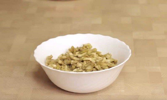 
Вкусный салат Загадка для гостей, просто объедение — попробуйте и удивите своих гостей	