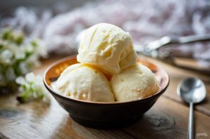 Мороженое из сливок и сгущенки в домашних условиях Мороженое из сливок и сгущенки в домашних условиях