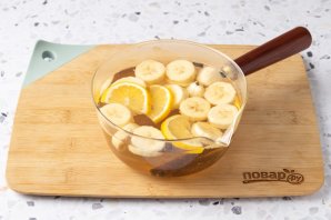 Банановый глинтвейн Банановый глинтвейн