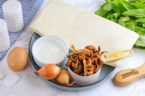 Пирог с лисичками на слоеном тесте Пирог с лисичками на слоеном тесте