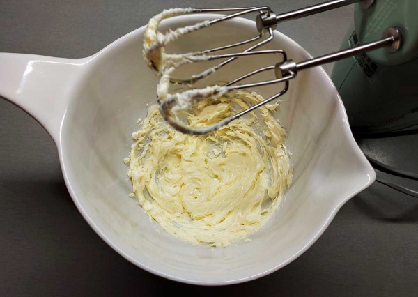 Торт «Наполеон» с заварным кремом