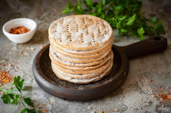 Ржаные лепёшки на кефире Ржаные лепёшки на кефире