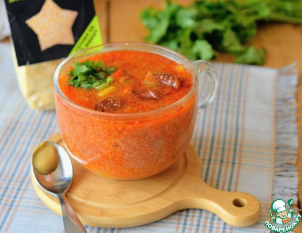 Айнтопф из поленты с копчёными колбасками Айнтопф из поленты с копчёными колбасками