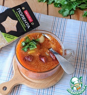 Айнтопф из поленты с копчёными колбасками Айнтопф из поленты с копчёными колбасками