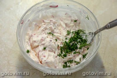 Паштет с творожным сыром, редисом и зеленью