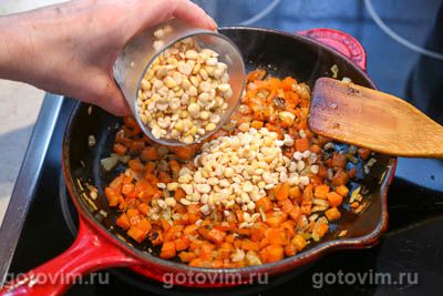 Дал из колотого желтого гороха с чили Дал из колотого желтого гороха с чили