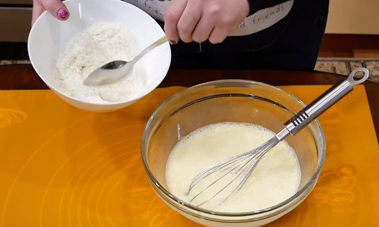 Блины на молоке тонкие, ажурные — рецепты самых вкусных блинов с дырочками
Блины на молоке тонкие, ажурные — рецепты самых вкусных блинов с дырочками