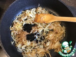 Чизбургер с карамелизированным луком Чизбургер с карамелизированным луком