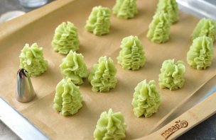 Ёлочки из картофельного пюре Ёлочки из картофельного пюре