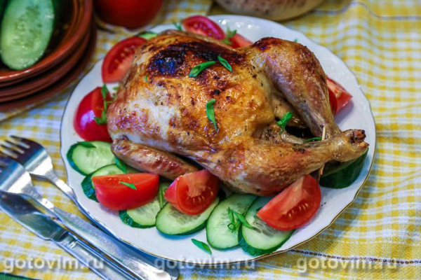 Курица, запеченная с сырным маслом под кожей Курица, запеченная с сырным маслом под кожей