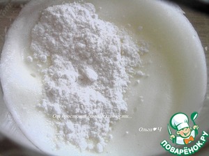 Миндальный кекс с брусникой