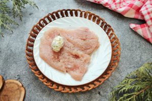 Сочная котлета жареная в конвертике Сочная котлета жареная в конвертике