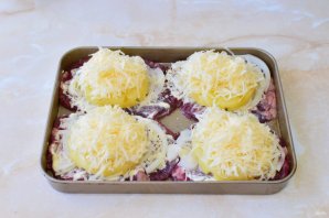 Телятина в духовке с ананасами Телятина в духовке с ананасами