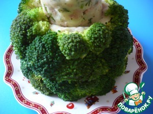 Елка из овощей и тунца