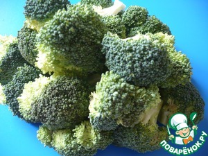 Елка из овощей и тунца