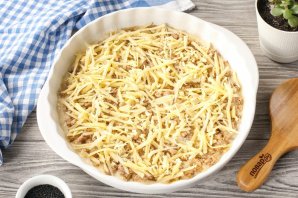 Заливной сырно-мясной пирог "Удивительный" Заливной сырно-мясной пирог "Удивительный"