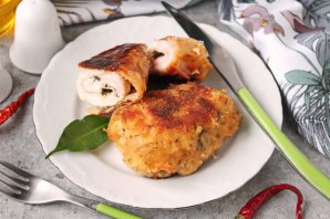 Сочная котлета жареная в конвертике Сочная котлета жареная в конвертике