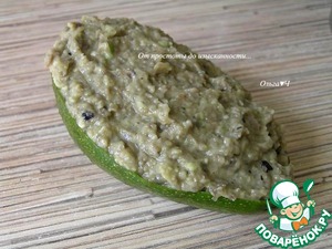 Грибной соус-дип с авокадо и базиликом