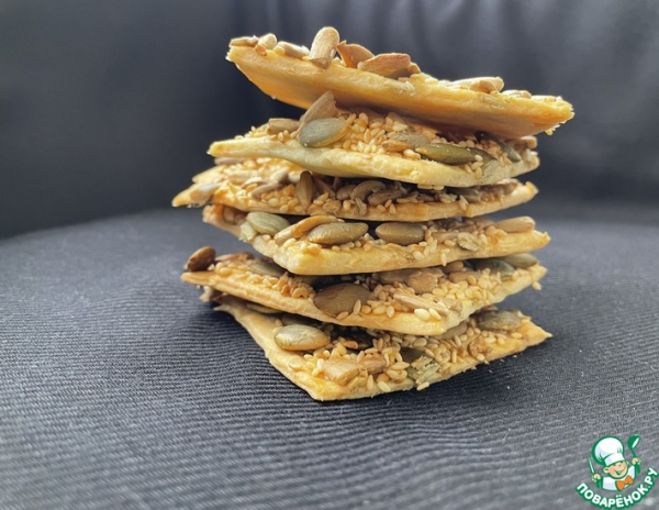 Крекер с семечками Крекер с семечками