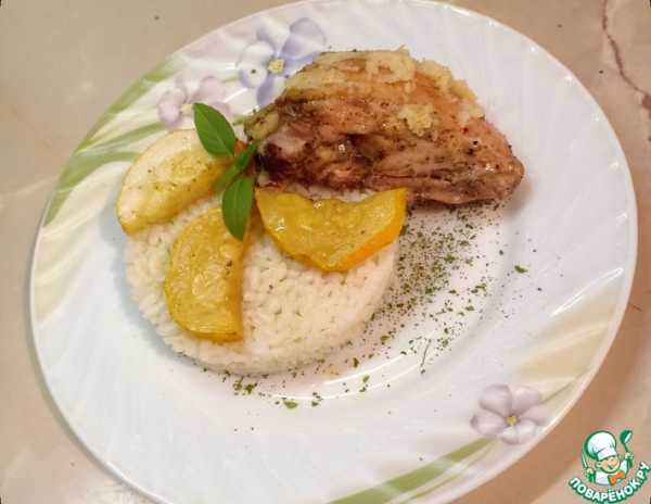 Курица с кабачками под чесночной корочкой