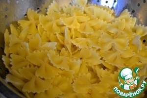 Салат из кабачков и "бабочек"