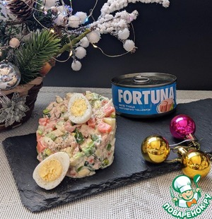 Салат из тунца с заправкой Оливера Салат из тунца с заправкой Оливера