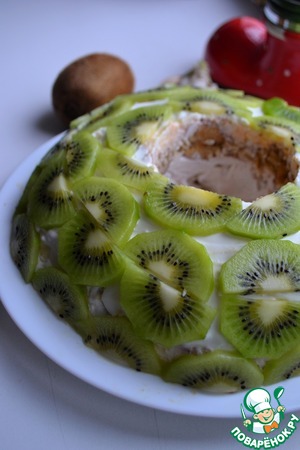 Салат "Изумрудный" с грецкими орехами Салат "Изумрудный" с грецкими орехами