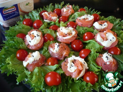 Салат с плавленым сыром и форелью