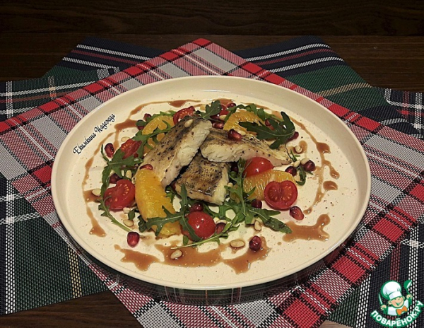 Салат с запеченным судаком Салат с запеченным судаком