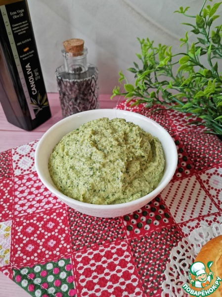 Соус с кабачком и руколой